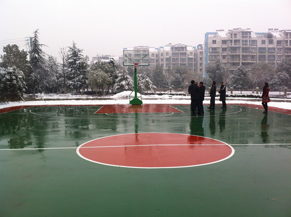 武汉小学篮球场